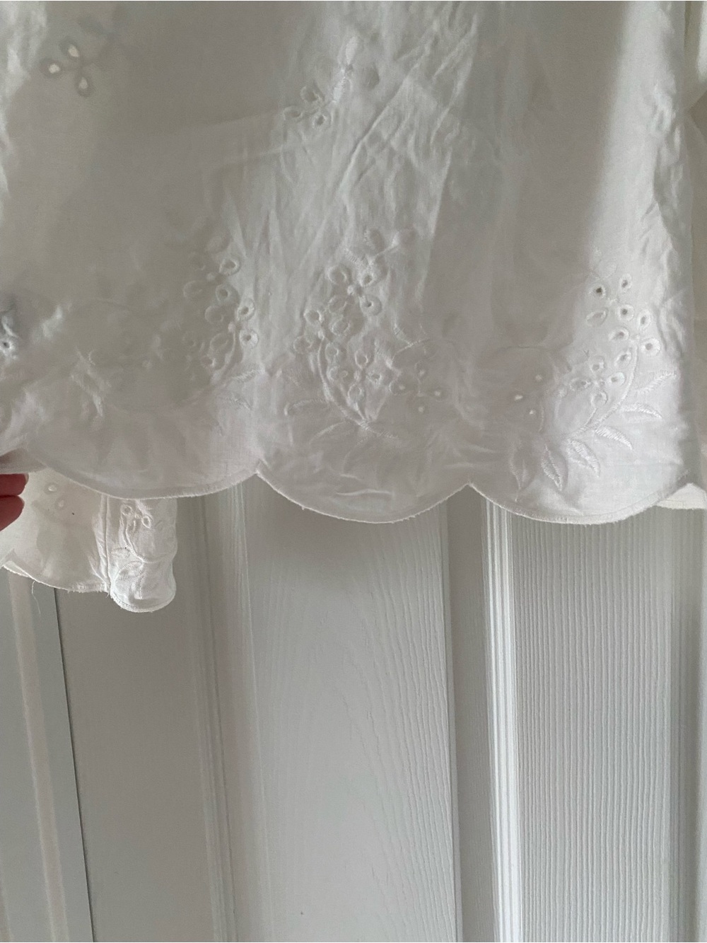 Christian Siriano White Embroidered Blouse Tie Front Sz S Romantic Linen Boho - Picture 6 of 8